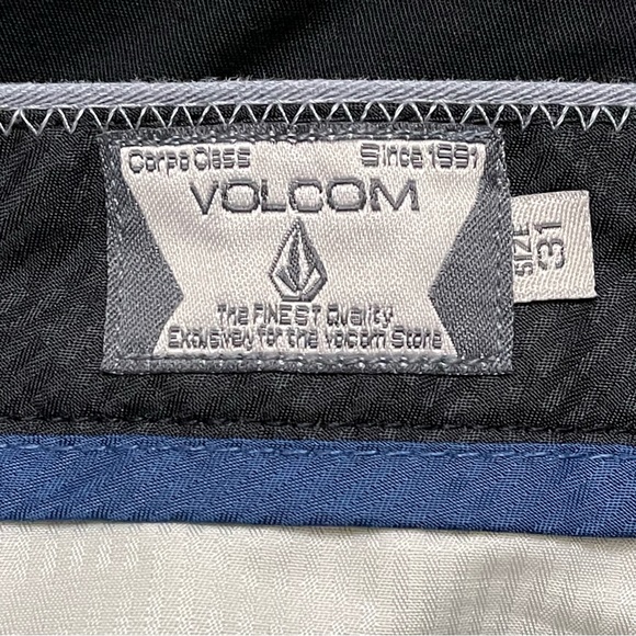 Volcom Boys 14/16 Chino Shorts - Picture 3 of 3